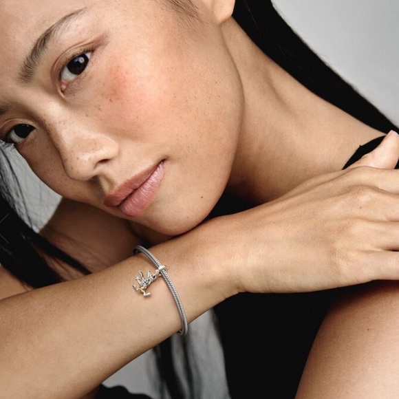 NWOT Disney 100th Anniversary Oswald Lab-grown Diamond Dangle Charm - Picture 3 of 9